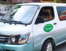 五菱之光宏光、面包车拉人拉货